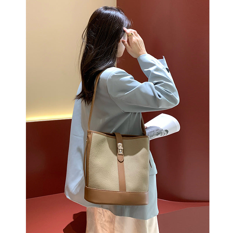 Large-capacity bag women's new niche light luxury high-end cowhide bucket bag large genuine leather women's bag shoulder bag