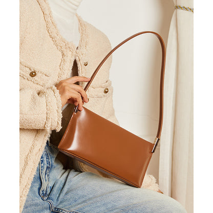 Underarm bag, women's bag, high-end niche cowhide baguette bag, new shoulder bag, niche genuine leather mobile phone bag