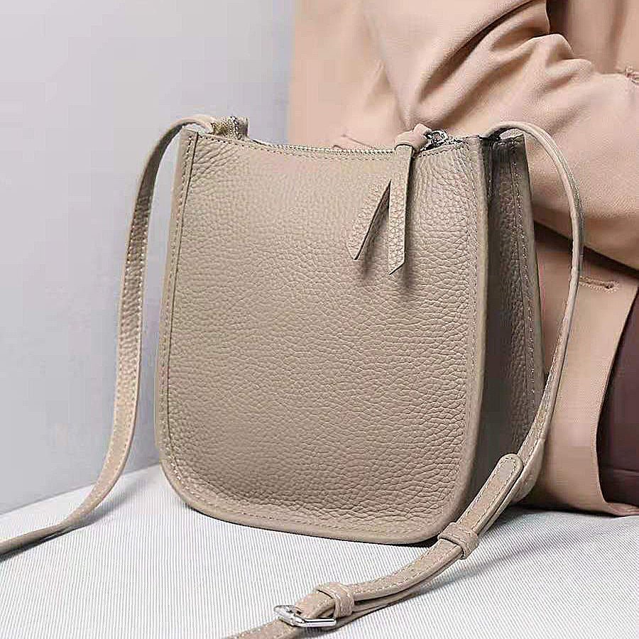 Crossbody bag, small square bag for women, new high-end genuine leather bag for women, shoulder bag, niche temperament, fashionable handbag