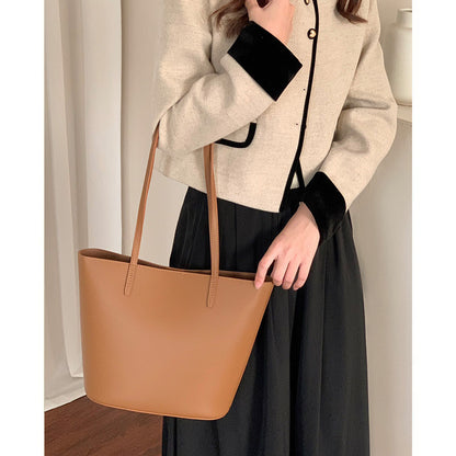 Tote women's bag new autumn and winter large-capacity genuine leather women's bag high-end shoulder bag women's commuter bucket bag